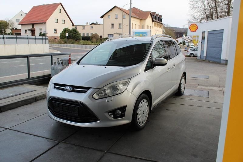 Gebraucht Ford Grand C-Max 163 PS (119 kW) 2013 Silber Van / Kleinbus