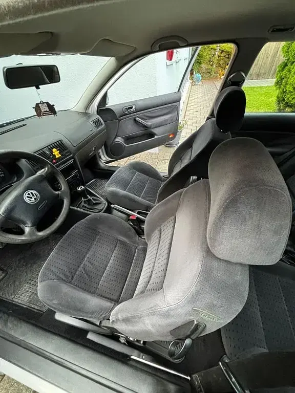 Gebraucht VW Golf III Basis 101 PS (74 kW) 1999 Silber Limousine