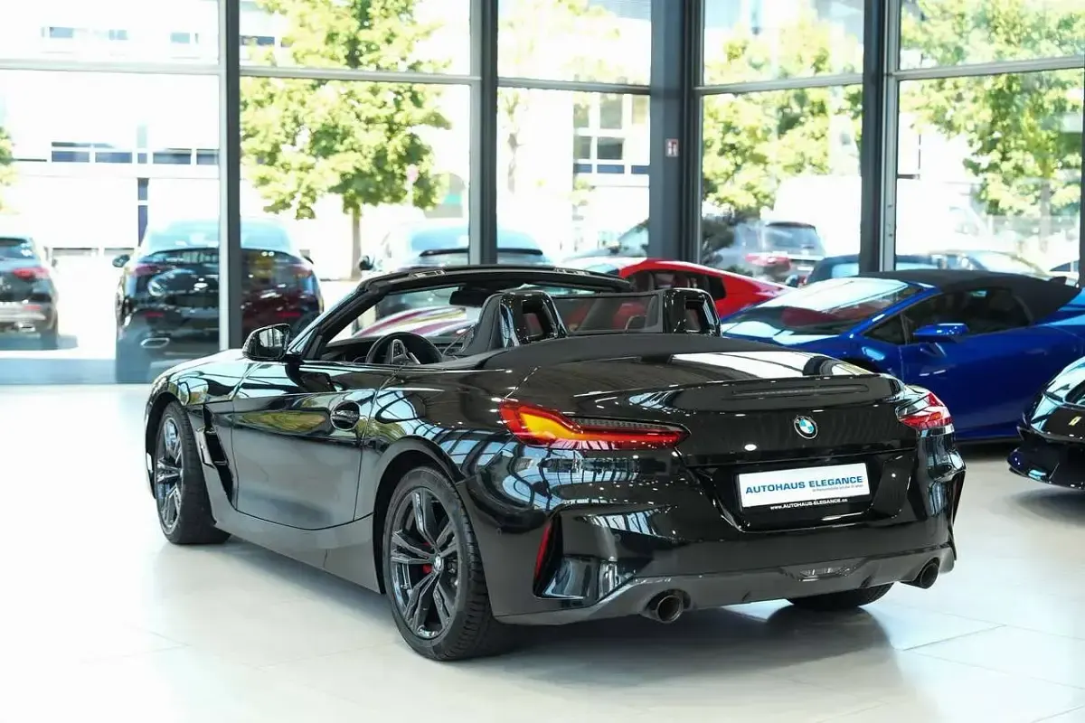 Gebraucht BMW Z4 Shadowline 258 PS (189 kW) 2022 Black sapphire metallic Cabrio
