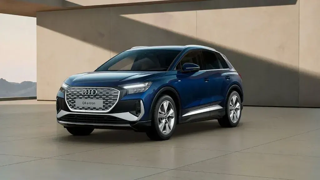 Używany Audi Q4 e-tron S-Line 210 kW (286 KM) 2025 Niebieski SUV
