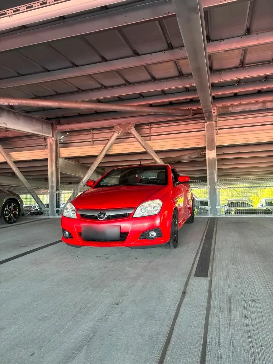 Gebraucht Opel Tigra 80 PS (58 kW) 2004 Rot Cabrio