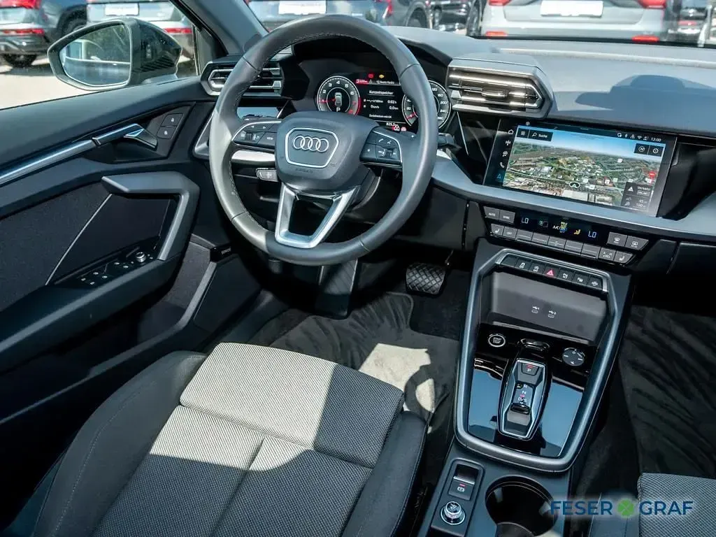 Gebraucht Audi A3 S-Line 150 PS (110 kW) 2025 Mythosschwarz metallic Limousine