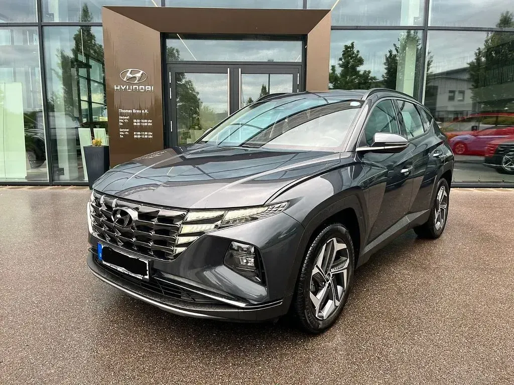 Gebraucht Hyundai Tucson Basis 179 PS (131 kW) 2023 Dark knight SUV