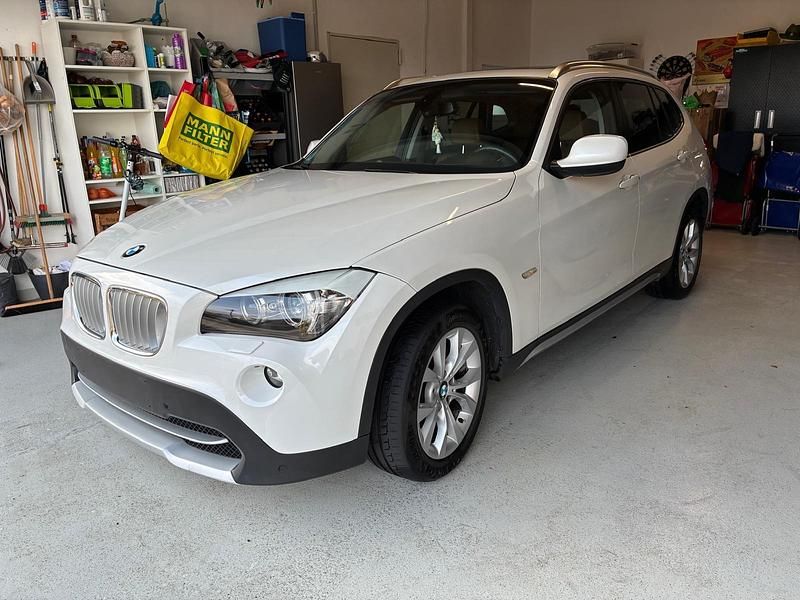 Gebraucht BMW X1 205 PS (150 kW) 2011 Weiß SUV