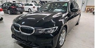 Schwarz Gebraucht 2020 BMW 330e Advantage Limousine | 18.799 € (Etwas zu teuer) - Bild 1/4