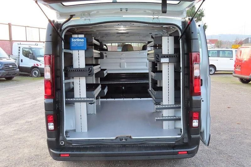 Gebraucht Renault Trafic Komfort 120 PS (88 kW) 2021 Weißglacier Van / Kleinbus