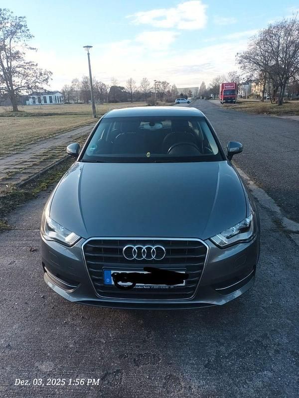 Second-hand Audi A3 Attraction 122 CP (89 kW) 2013 Gri Berlinǎ