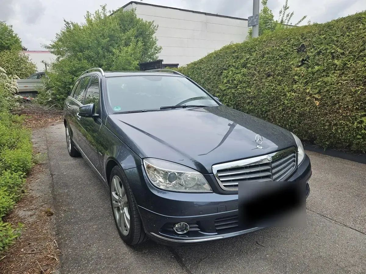 Gebraucht Mercedes C180 Elegance 156 PS (114 kW) 2010 Grau Kombi