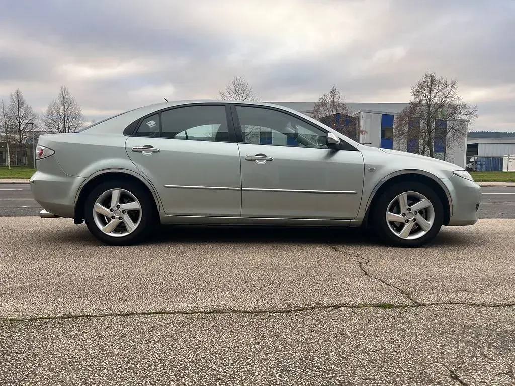 Brugt Mazda 6 Exclusive 141 HK (103 kW) 2002 Sølv Sedan