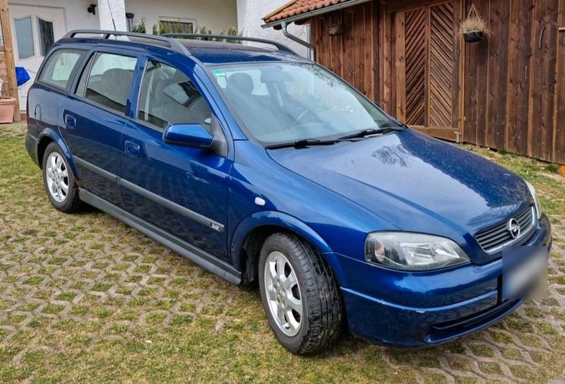 Usata Opel Astra 100 CV (73 kW) 2004 Blu Station wagon