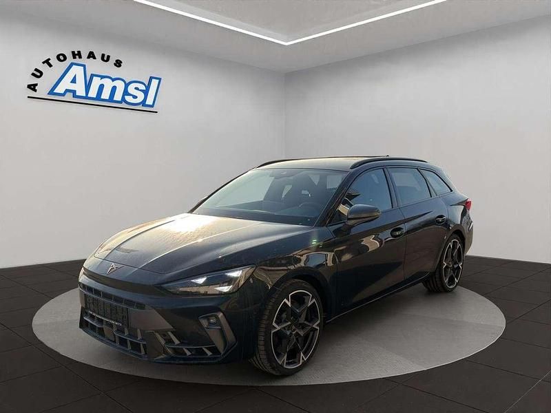 Neu Cupra Leon VZ 333 PS (244 kW) 2025 Mitternachtsschwarz Kombi