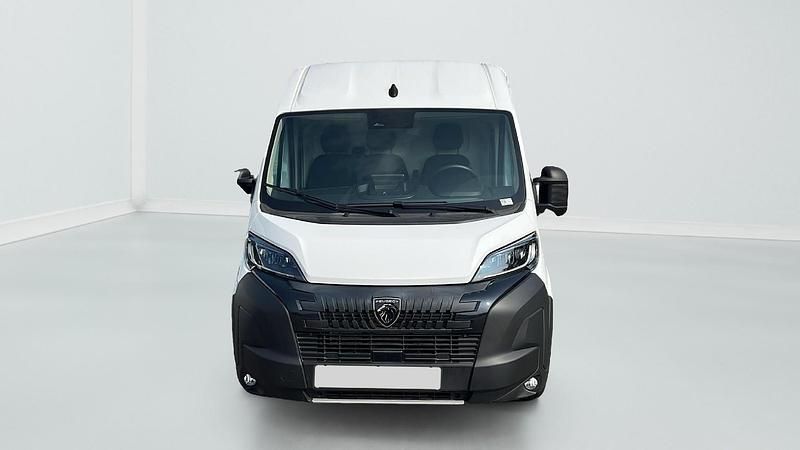 Neu Peugeot Boxer 140 PS (102 kW) 2025 Blanc icy Van