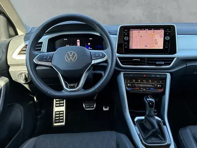 Gebraucht VW T-Roc Goal 150 PS (110 kW) 2025 Grau SUV