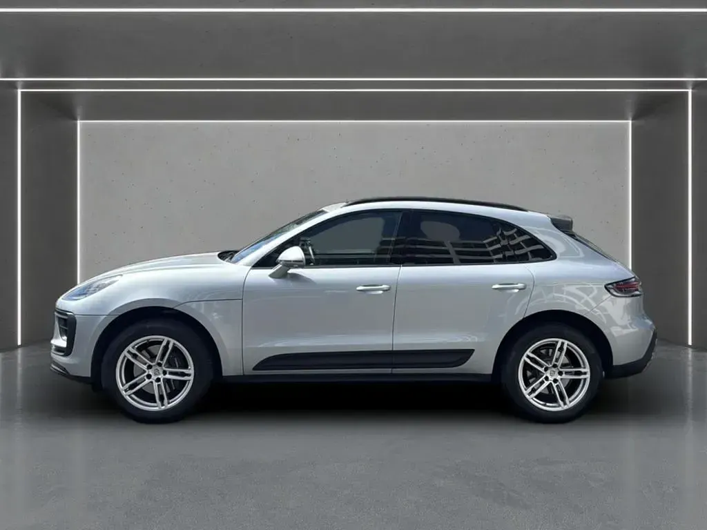 Gebraucht Porsche Macan 265 PS (194 kW) 2023 Silber SUV
