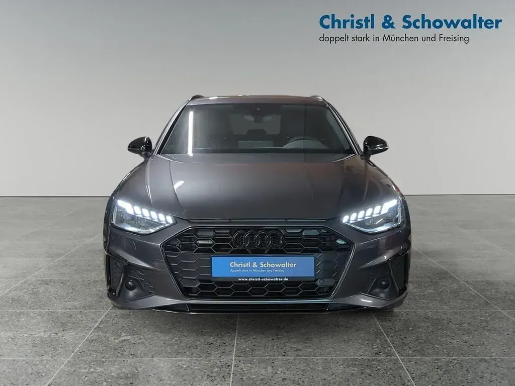Gebraucht Audi A4 Competition 204 PS (150 kW) 2023 Daytonagrau perleffekt Kombi