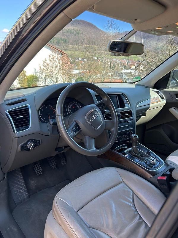 Gebraucht Audi Q5 170 PS (125 kW) 2009 Violet SUV