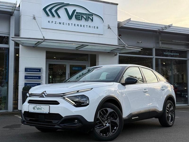 Gebraucht Citroën C4 Feel 131 PS (96 kW) 2023 Weiß Limousine