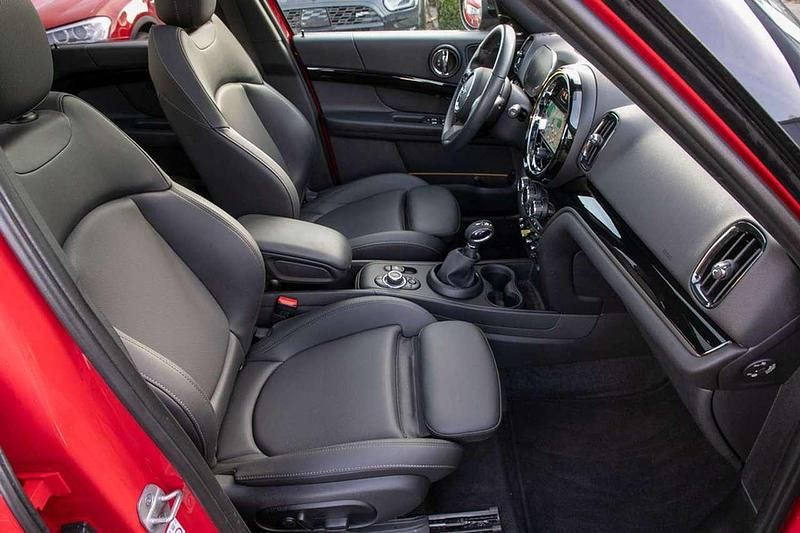 Gebraucht Mini Cooper S Countryman Classic 220 PS (161 kW) 2022 Chili red uni SUV