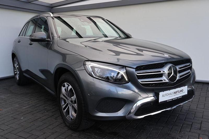 Gebraucht Mercedes GLC250 211 PS (155 kW) 2016 Grau SUV