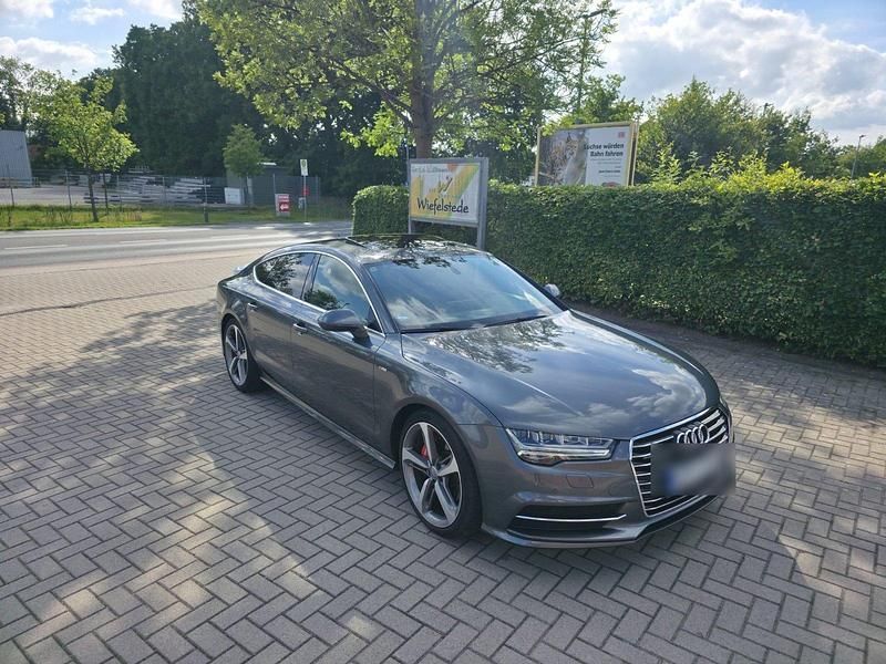 Grau Gebraucht 2015 Audi A7 S-Line Kleinwagen | 22.500 € (Guter Preis) - Bild 1/4