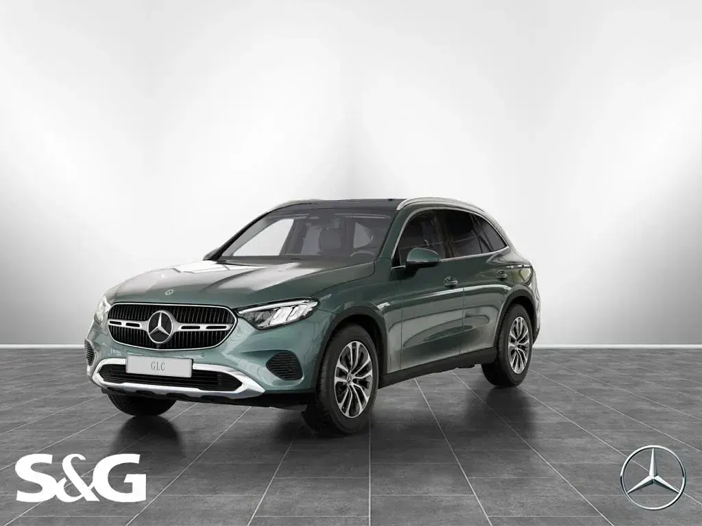 Gebraucht Mercedes GLC220 Avantgarde 197 PS (144 kW) 2025 SUV