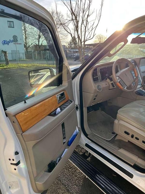 Gebraucht Lincoln Navigator 305 PS (224 kW) 2007 Weiß SUV