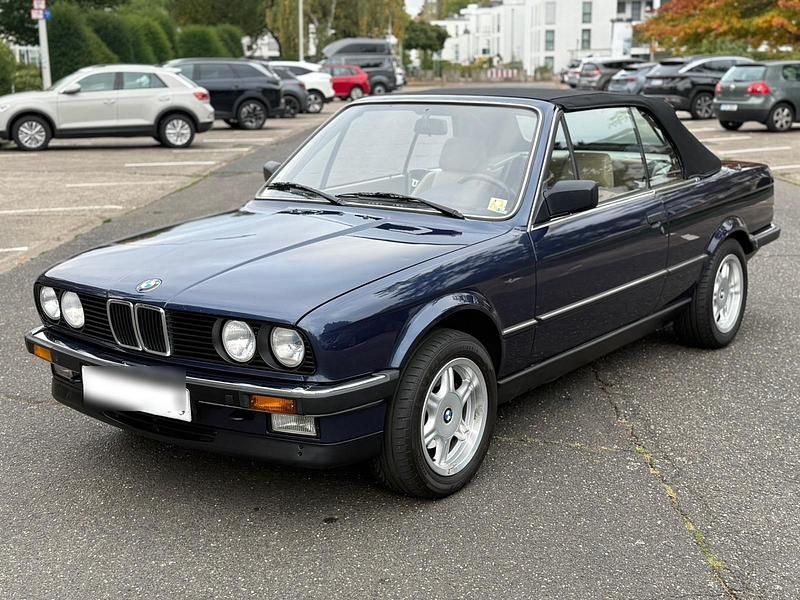 Blau Gebraucht 1987 BMW 325 Cabriolet Cabrio | 16.900 € - Bild 1/4