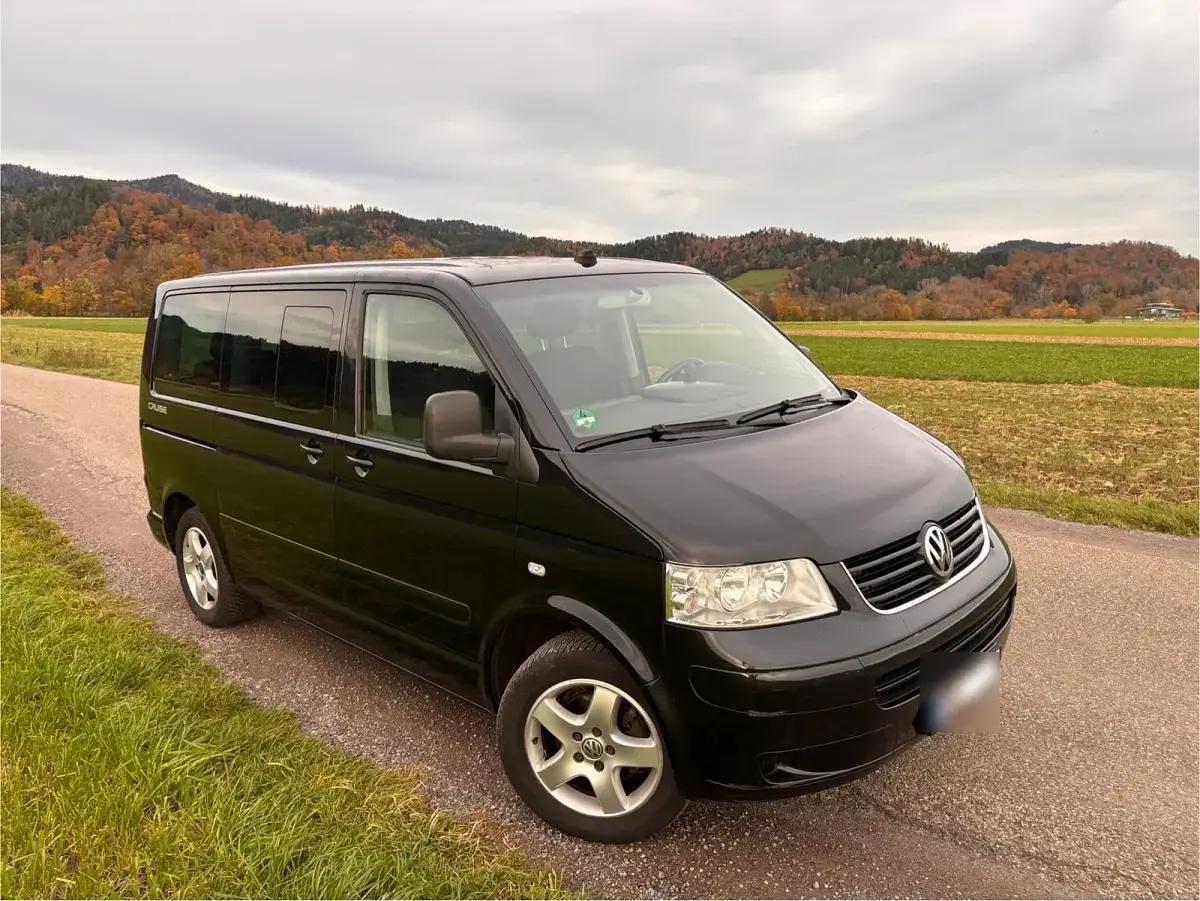 Gebraucht VW Multivan 130 PS (95 kW) 2006 Schwarz Van / Kleinbus