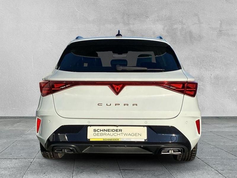 Neu Cupra Leon 150 PS (110 kW) 2025 Weiß Limousine