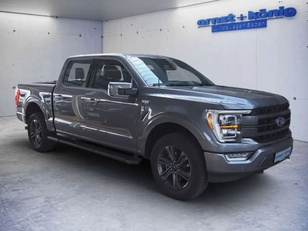 Gebraucht Ford V8 Lariat 405 PS (297 kW) 2024 Grau SUV