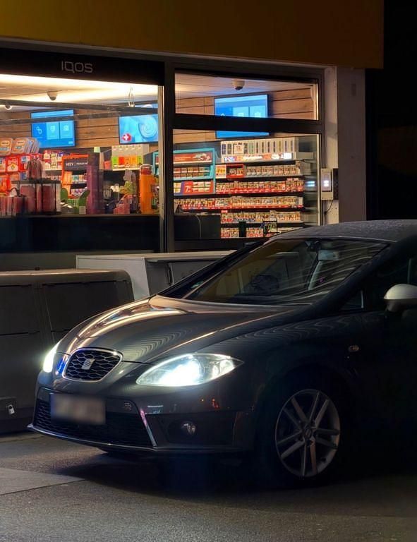 Gebraucht Seat Leon FR 160 PS (117 kW) 2012 Grau Limousine