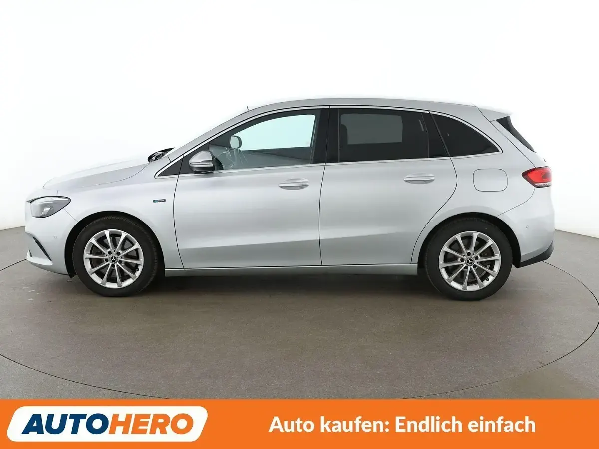 Gebraucht Mercedes B250 Progressive 218 PS (160 kW) 2020 Iridiumsilber Kleinwagen