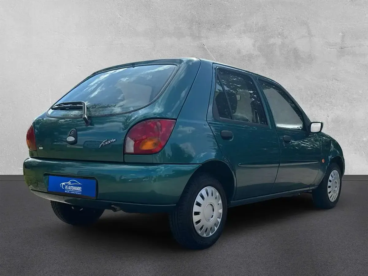 Gebraucht Ford Fiesta Ghia 75 PS (55 kW) 1999 Grün Kleinwagen