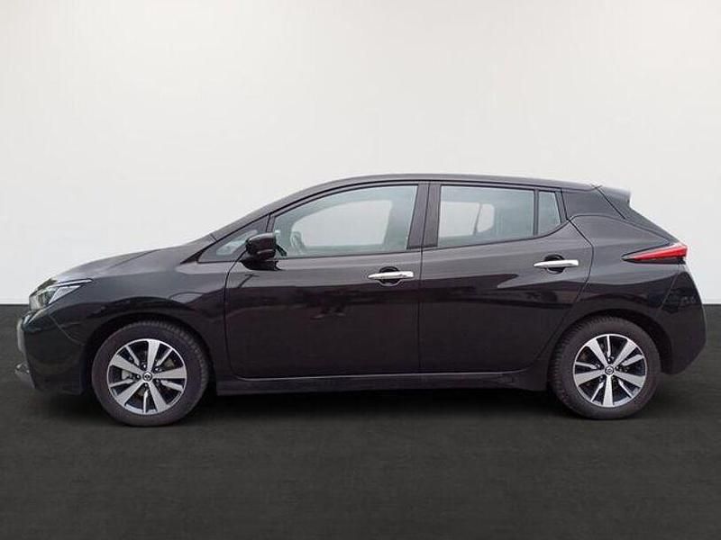 Gebraucht Nissan Leaf Acenta 110 kW (150 PS) 2021 Schwarz Kleinwagen