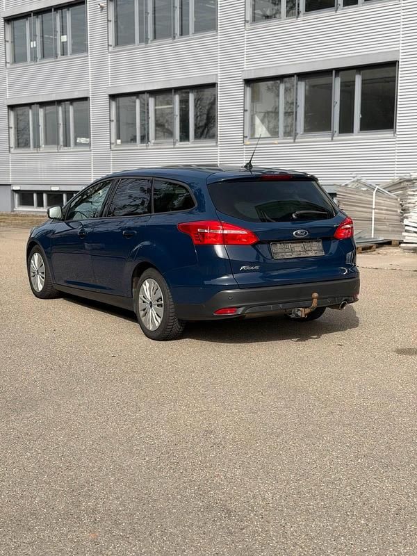 Gebraucht Ford Focus 150 PS (110 kW) 2018 Blau Kombi