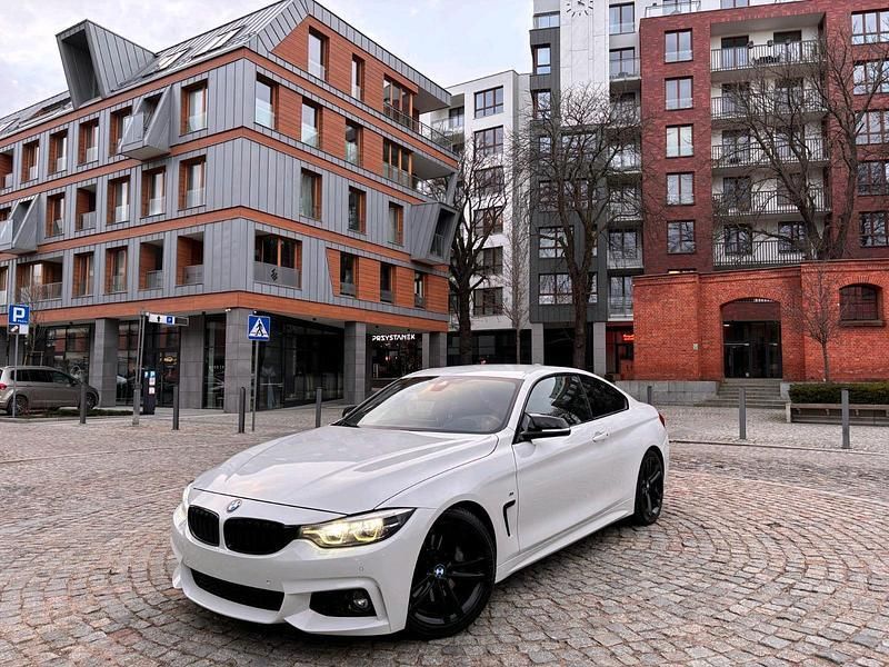 Weiß Gebraucht 2019 BMW 440 M Performance Coupé | 32.900 € (Superpreis) - Bild 1/4