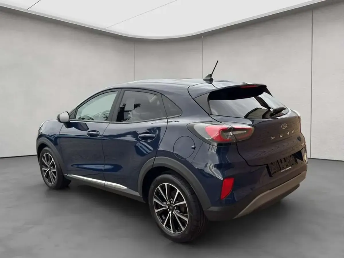 Gebraucht Ford Puma Titanium 125 PS (91 kW) 2022 Blazer blue SUV