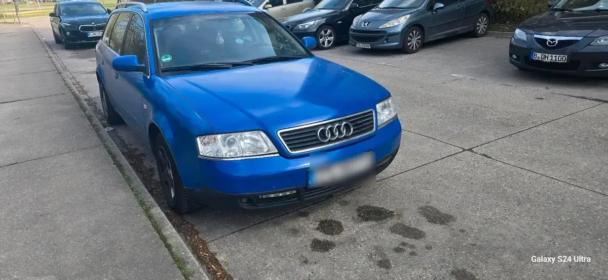 Second-hand Audi A6 165 CP (121 kW) 1998 Albastru Break
