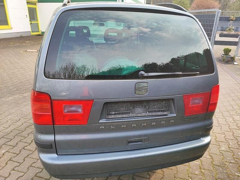 Gebraucht Seat Alhambra 140 PS (102 kW) 2010 Grau Van / Kleinbus