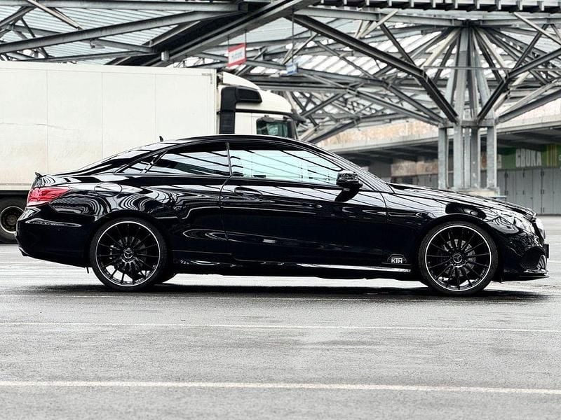 Gebraucht Mercedes E350 AMG line 258 PS (189 kW) 2016 Schwarz Coupé