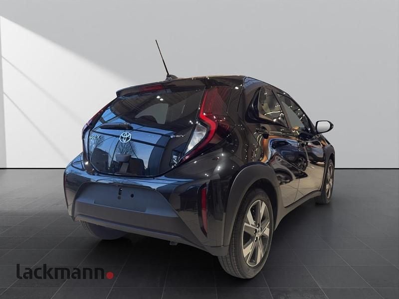 Neu Toyota Aygo X PURE 117 PS (86 kW) 2026 Schwarz SUV