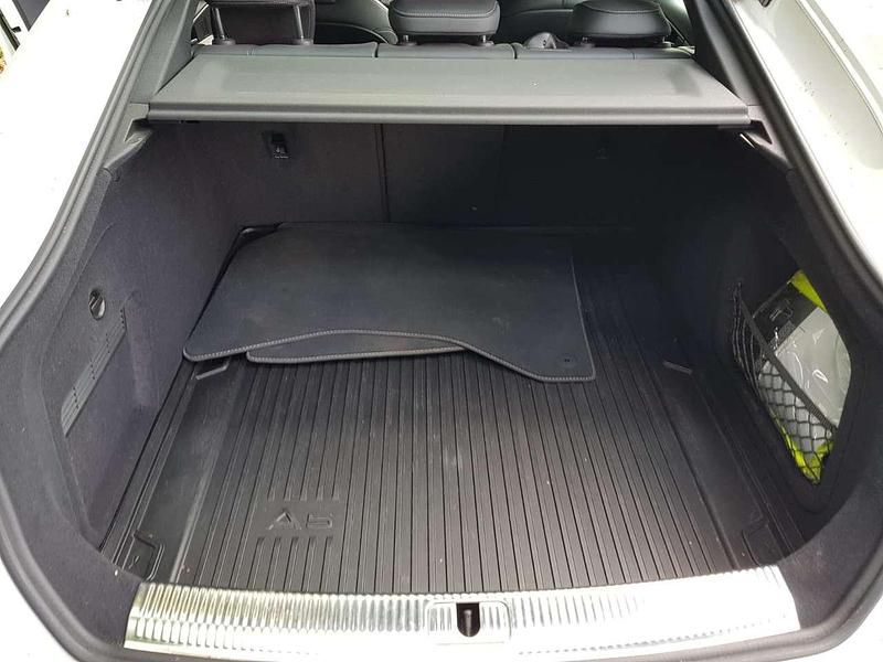 Gebraucht Audi A5 Sport 190 PS (139 kW) 2019 Weiß Coupé