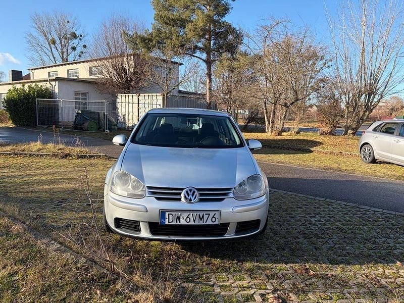 Gebraucht VW Golf V 105 PS (77 kW) 2007 Silber Limousine