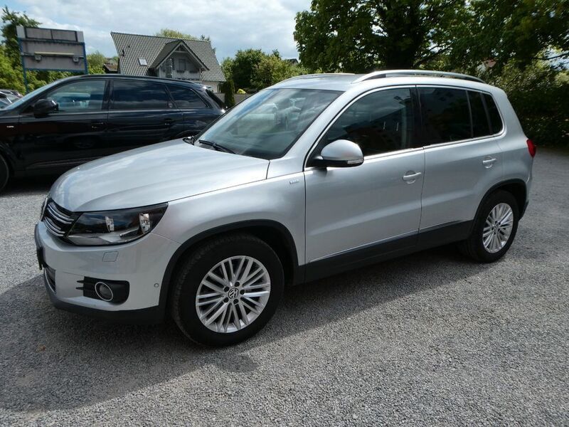 Silber Gebraucht 2015 VW Tiguan Sportline SUV | 10.999 € (Guter Preis) - Bild 1/4