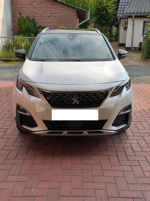 Weiß Gebraucht 2019 Peugeot 3008 Crossway SUV | 18.000 € (Fairer Preis) - Bild 1/4