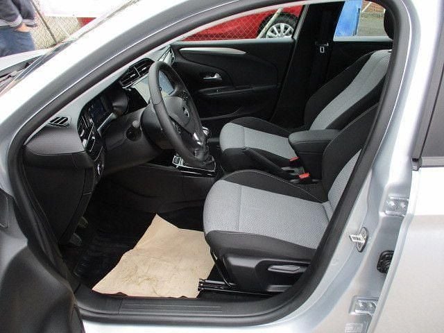 Second-hand Opel Corsa 101 CP (74 kW) 2024 Argintiu Hatchback