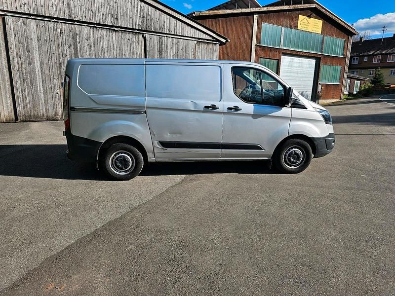 Gebraucht Ford Transit Custom 101 PS (74 kW) 2016 Silber Van / Kleinbus