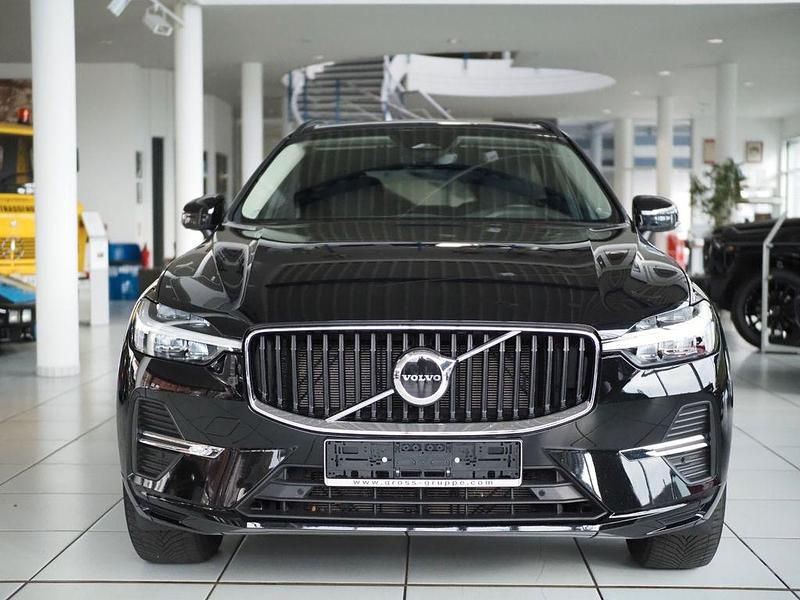 Gebraucht Volvo XC60 Core 197 PS (144 kW) 2024 Schwarz SUV