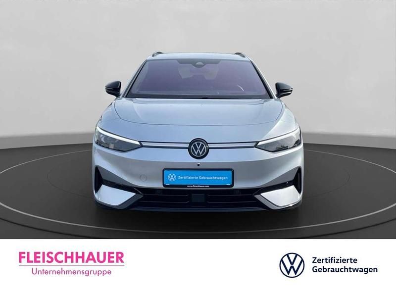 Gebraucht VW ID.7 Pro 210 kW (286 PS) 2025 Scale silver metallic Kombi