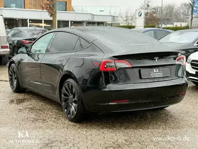 Gebraucht Tesla Model 3 239 kW (325 PS) 2022 Schwarz Limousine